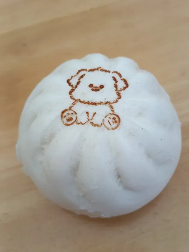 ふかふか肉まん