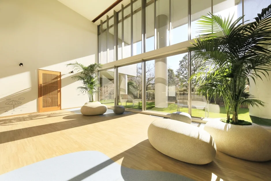 広々としたロビー