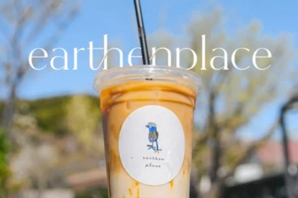 earthenplaceのアイスラテ